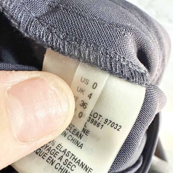 Elie Tahari Navy Wool Slim Ankle Pants Women's US Size 0 - Picture 11 of 15